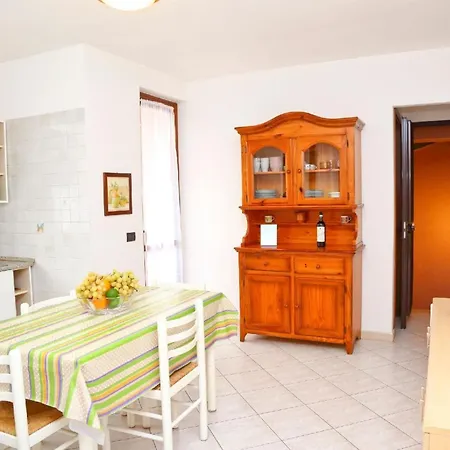 Helle Editerrane Mit Terrasse Und Garten Nur 50 Meter Vom Meer Entfern - B57444 Holiday home *